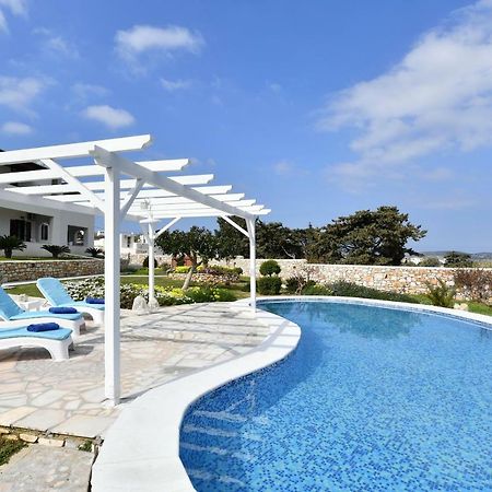 Villa Trifylia ปาริเกีย ภายนอก รูปภาพ