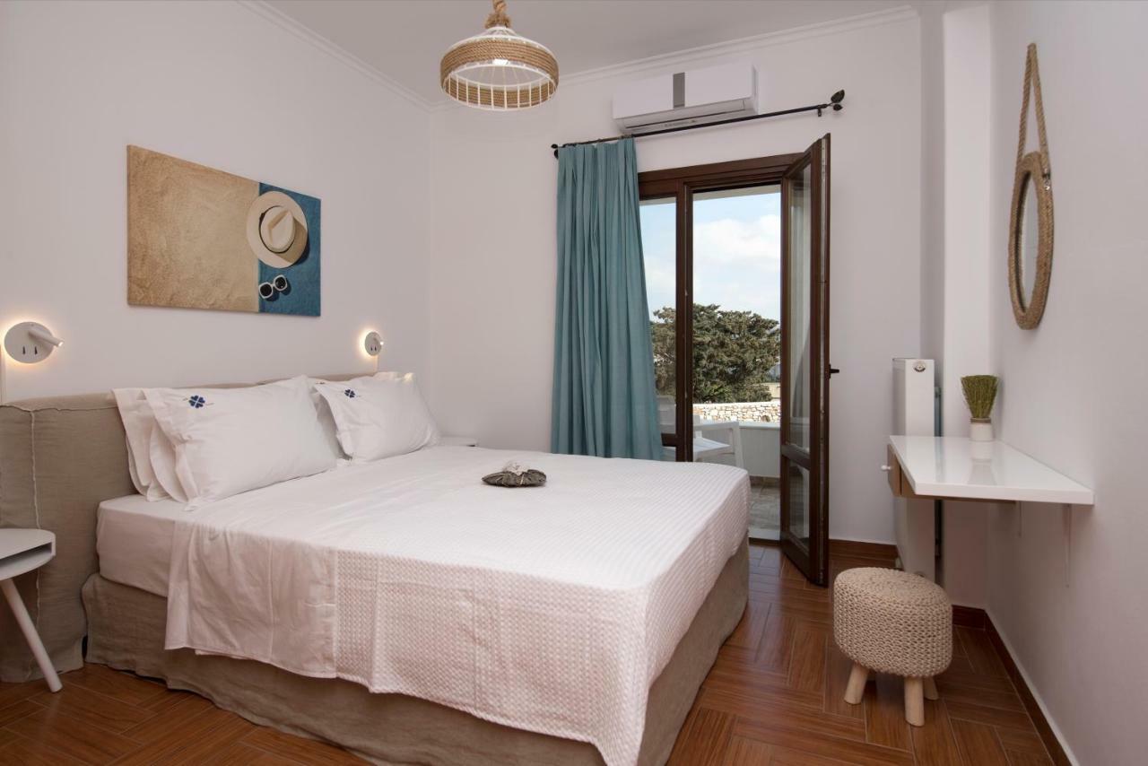 Villa Trifylia ปาริเกีย ภายนอก รูปภาพ